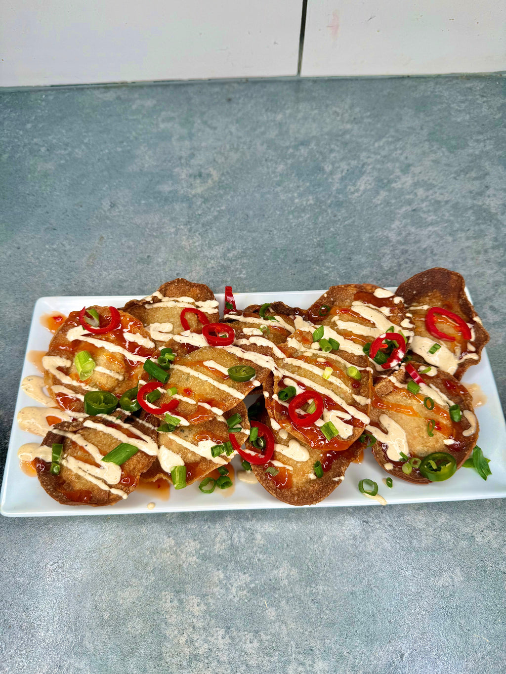 Jerk Crab Rangoon Nachos